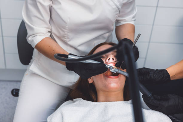 Best Emergency Tooth Extraction in Brinckerhoff, NY